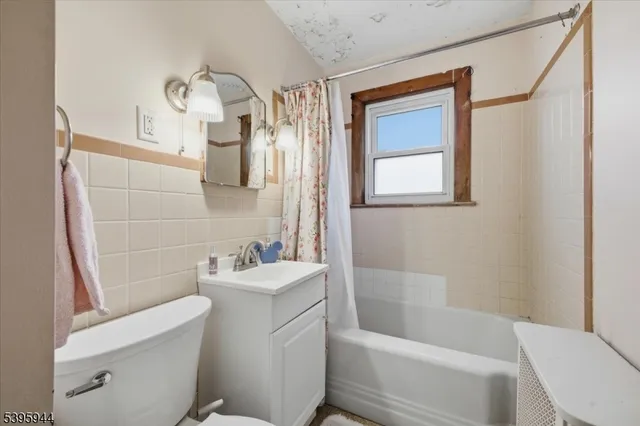 $449,999 | 161 Bryans Road, Hampton, NJ 08827