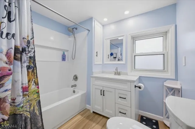 $449,999 | 161 Bryans Road, Hampton, NJ 08827