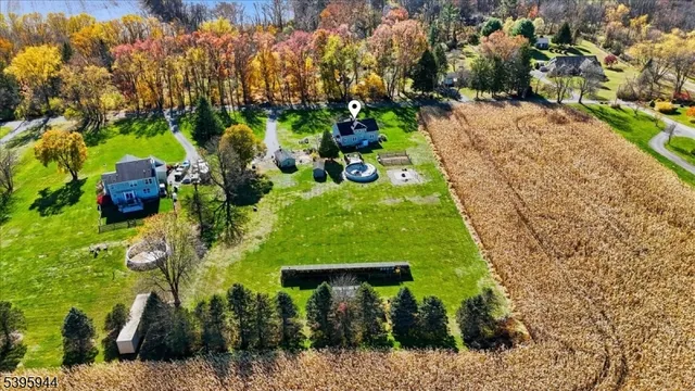 $449,999 | 161 Bryans Road, Hampton, NJ 08827