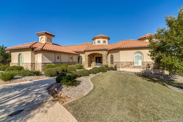 $1,950,000 | 11503 Toponga, Boerne, TX 78006