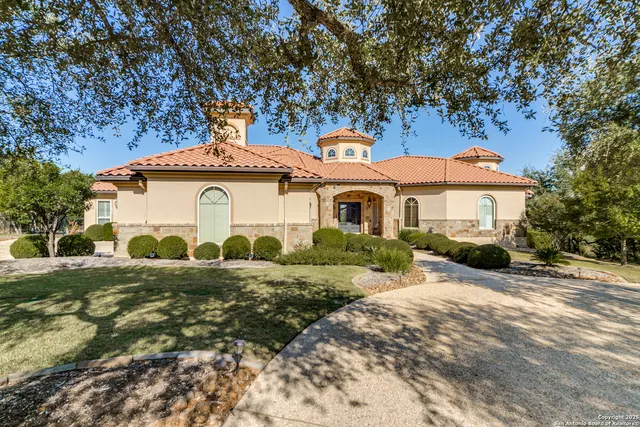 $1,950,000 | 11503 Toponga, Boerne, TX 78006