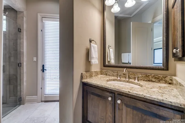 $1,950,000 | 11503 Toponga, Boerne, TX 78006