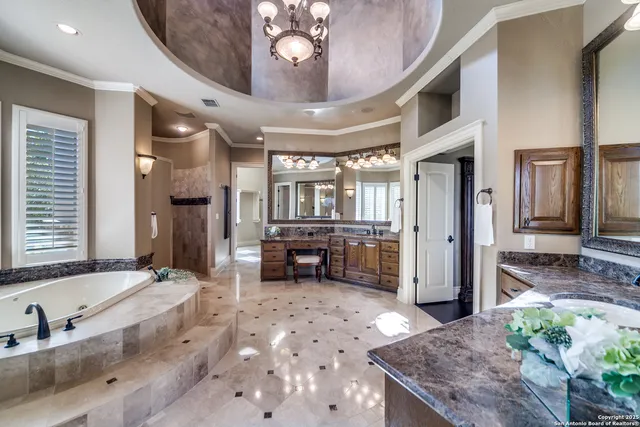 $1,950,000 | 11503 Toponga, Boerne, TX 78006