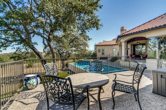 $1,950,000 | 11503 Toponga, Boerne, TX 78006