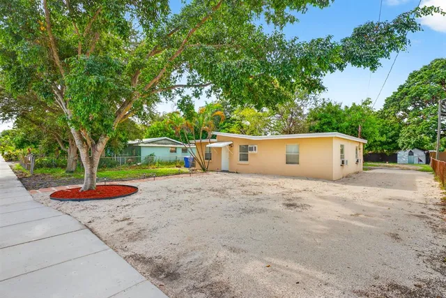 $2,250 | 1534 North 58th Avenue, Hollywood, FL 33021