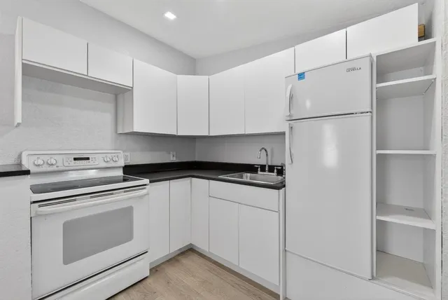 $2,250 | 1534 North 58th Avenue, Hollywood, FL 33021