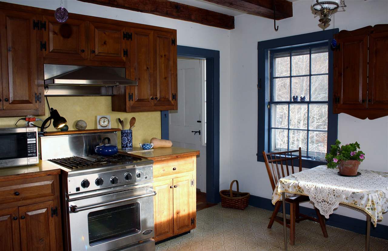 961 Russ Hill Road Royalton, VT 05068 - Photo 29 of 31