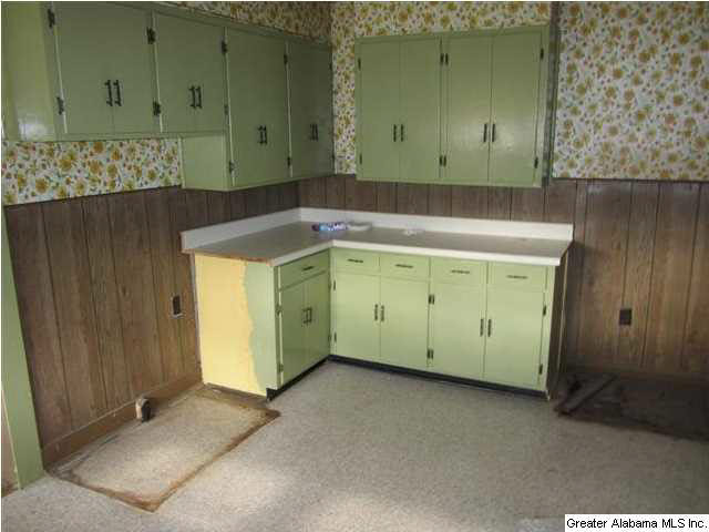 655 Rose Avenue Alexander City, AL 35010 - Photo 6 of 21