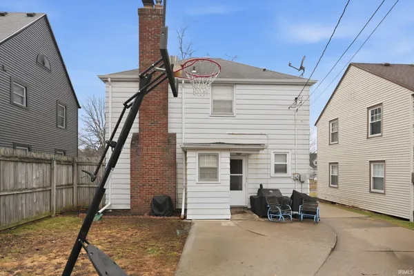 $239,900 | 4715 South Wayne Avenue, Fort Wayne, IN 46807