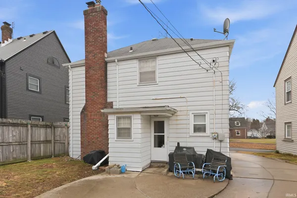 $239,900 | 4715 South Wayne Avenue, Fort Wayne, IN 46807