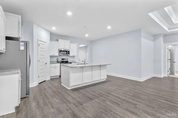 $2,000 | 3846 Hawks Landing Circle, Pace, FL 32571