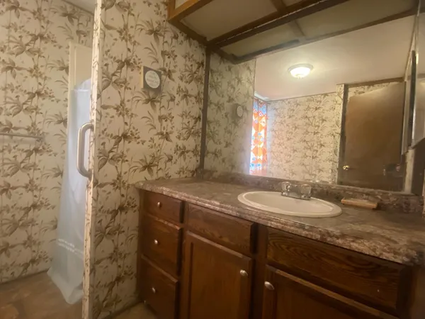 $43,000 | 581 North Crawford Avenue, Unit 112, Dinuba, CA 93618