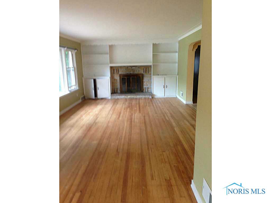 29456 Bates Road Perrysburg, OH 43551 - Photo 2 of 20 Gallery Image 2