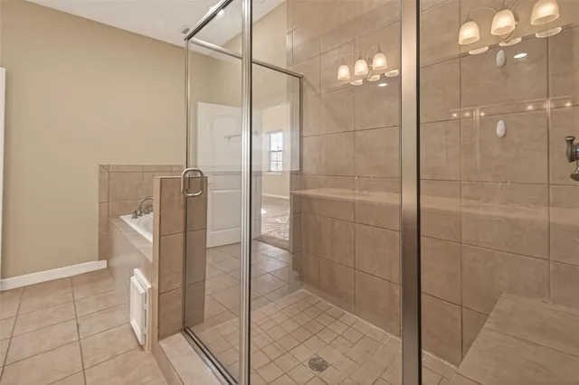 $3,000 | 2063 West 14th 1/2 Street, Houston, TX 77008