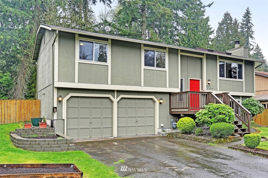 17904 25th Drive Southeast Bothell, WA 98012 - Photo 2 of 19 Gallery Image 2