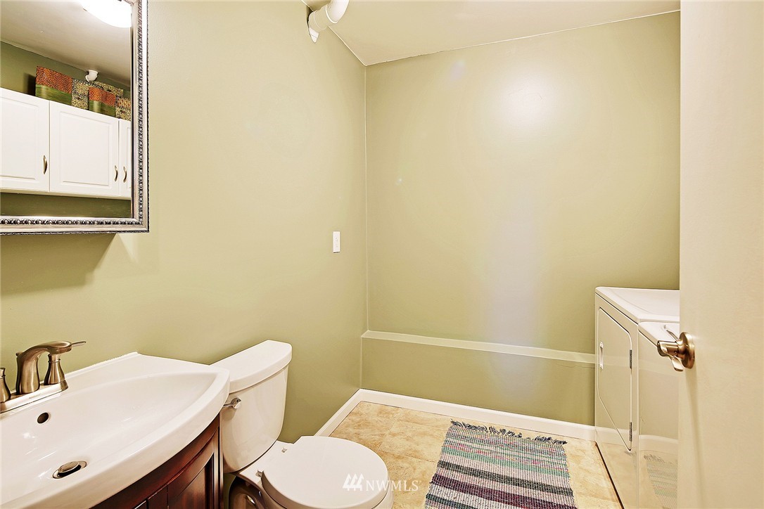 17904 25th Drive Southeast Bothell, WA 98012 - Photo 15 of 19 Gallery Image 15