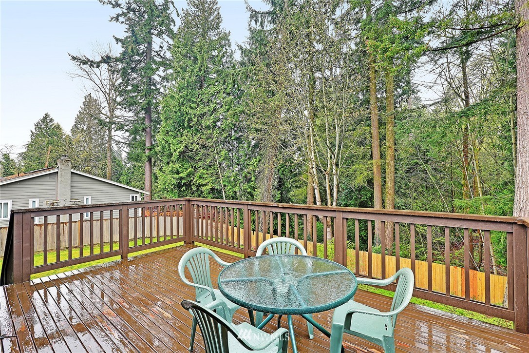 17904 25th Drive Southeast Bothell, WA 98012 - Photo 17 of 19 Gallery Image 17
