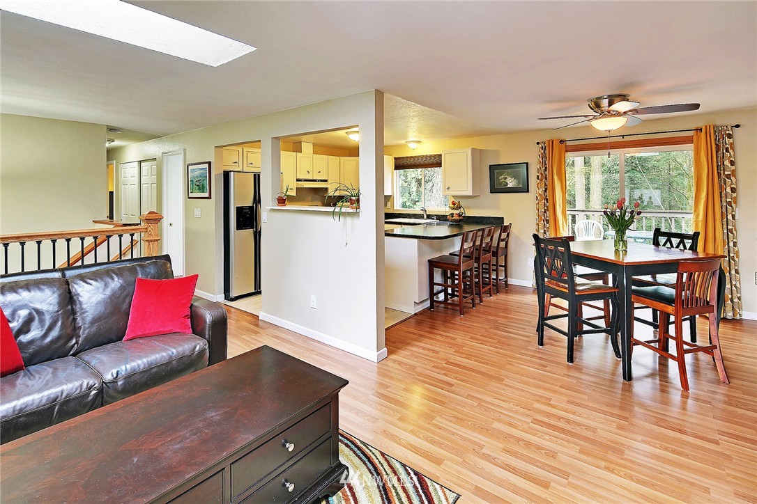 17904 25th Drive Southeast Bothell, WA 98012 - Photo 5 of 19 Gallery Image 5