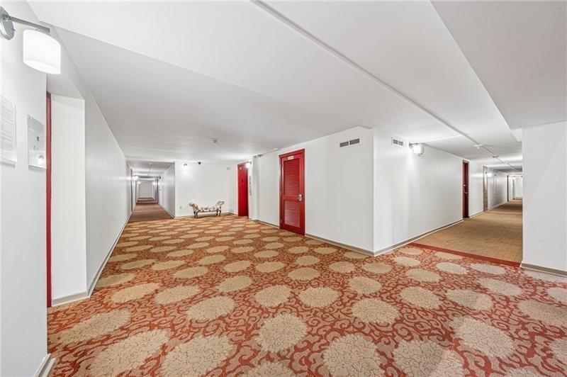 5 Bayard Road, Unit 309 Pittsburgh, PA 15213 - Photo 14 of 19 a view of a big room with closet and windows