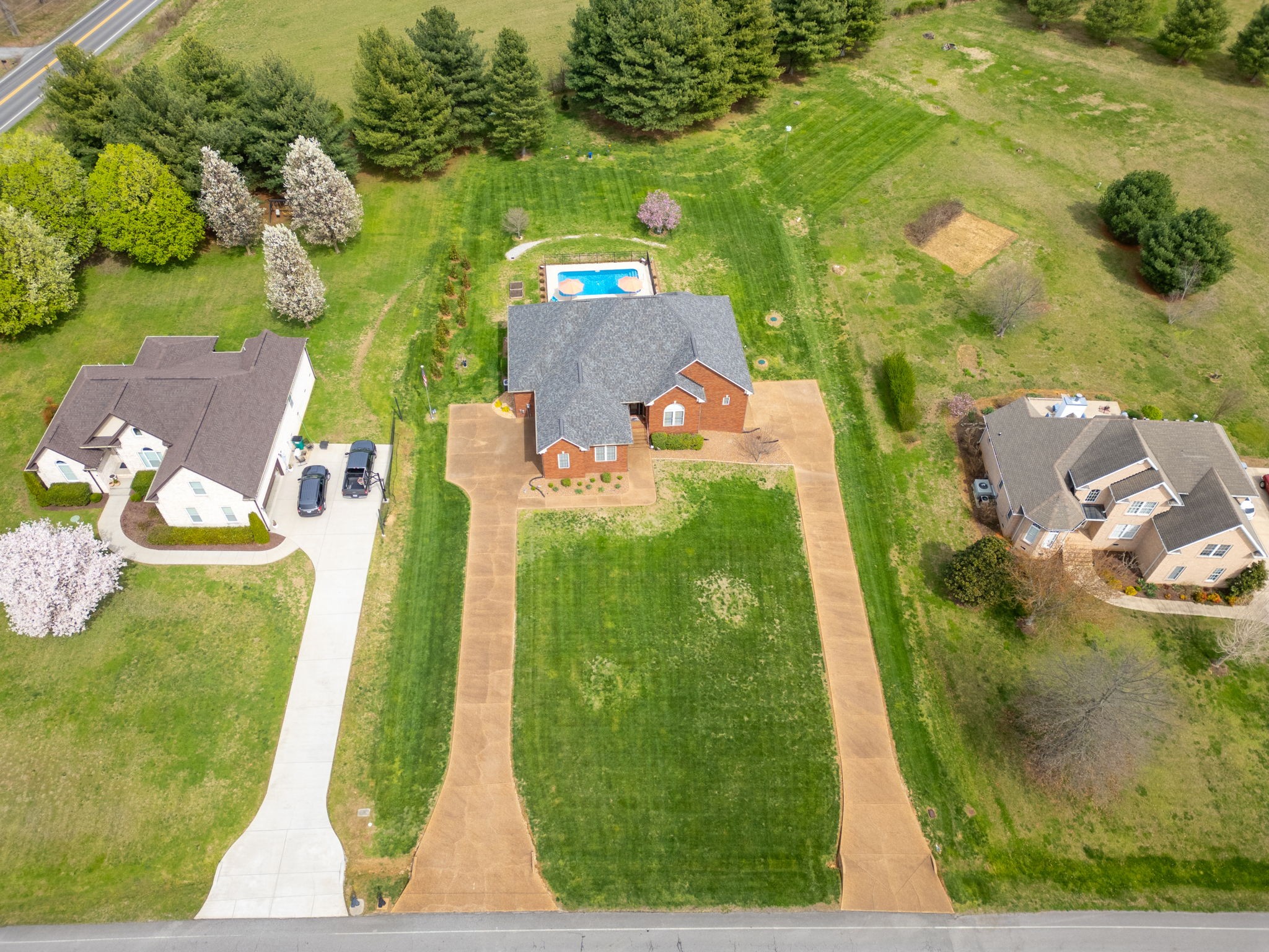 3008 Burts Crossing Springfield, TN 37172 - Photo 41 of 45 an aerial view of a house with a yard