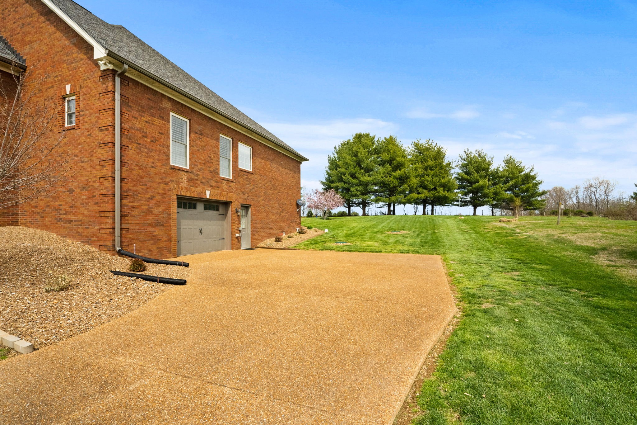 3008 Burts Crossing Springfield, TN 37172 - Photo 5 of 45 a backyard of a house with lots of green space