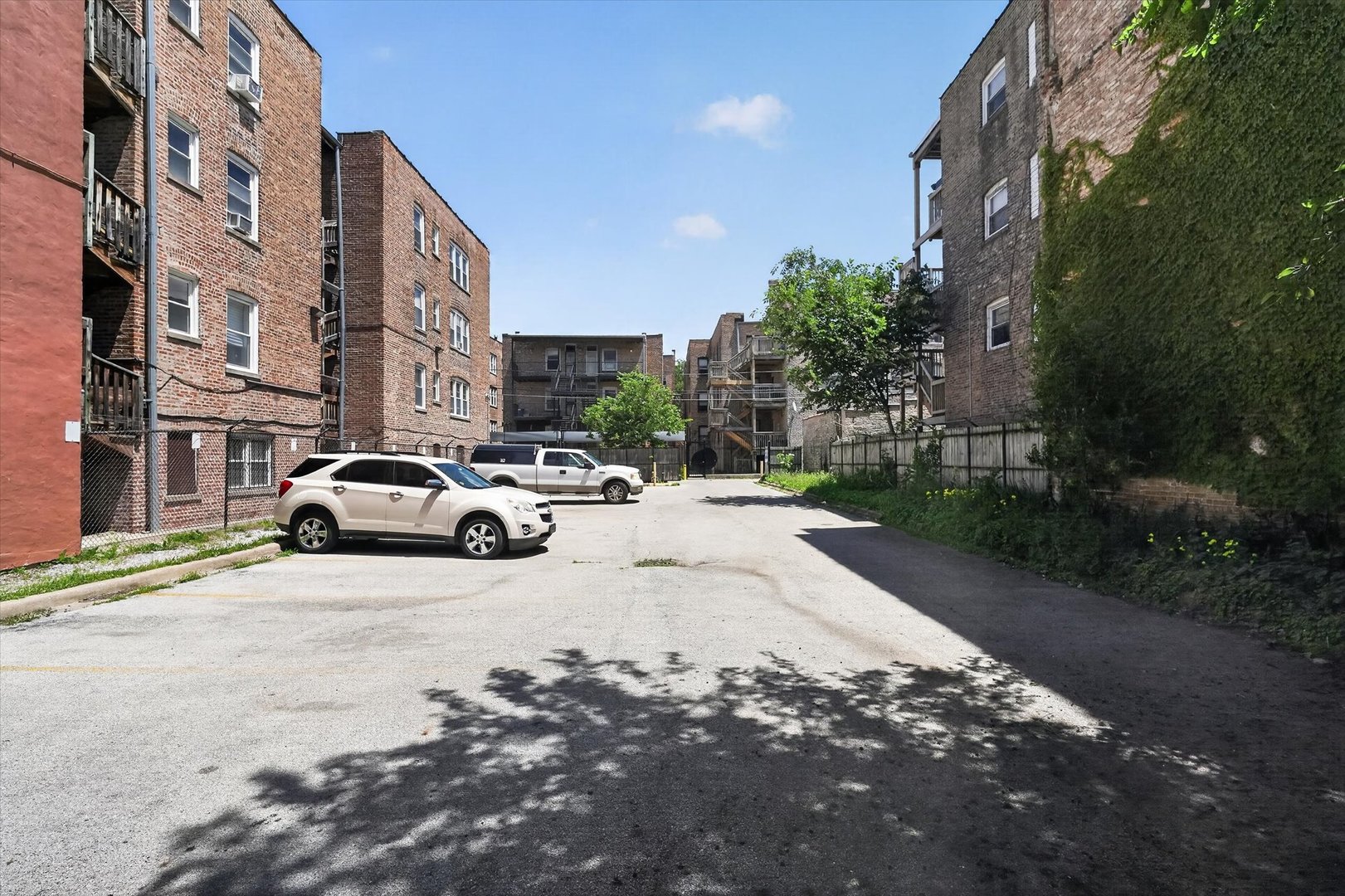 7017 South Merrill Avenue, Unit 305 Chicago, IL 60649 - Photo 23 of 41