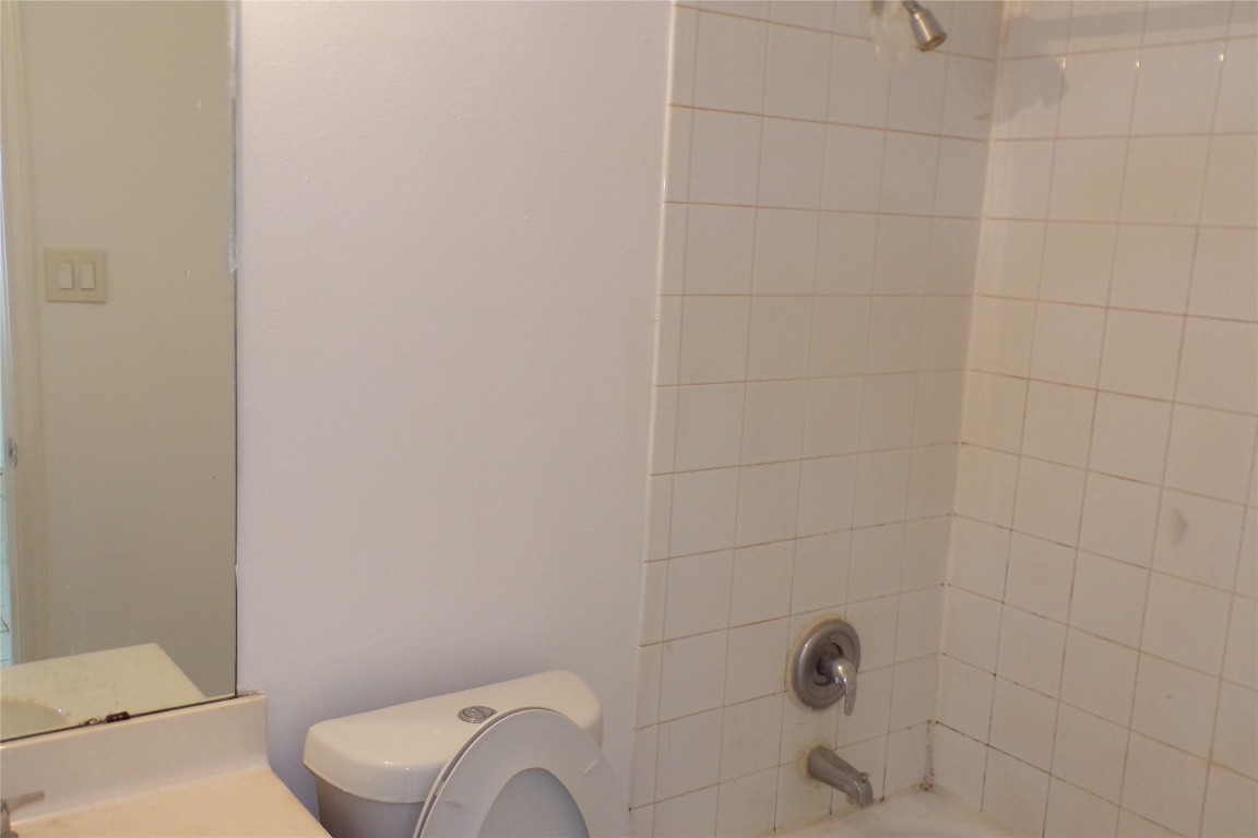 16006 Hiram Clarke Road Houston, TX 77053 - Photo 9 of 13