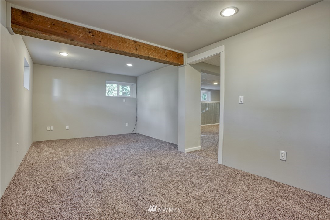 2563 Zell Road Custer, WA 98240 - Photo 8 of 25