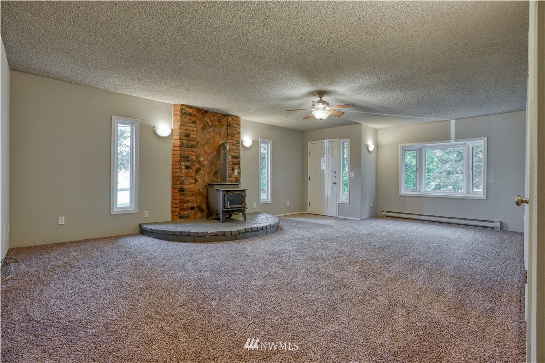 2563 Zell Road Custer, WA 98240 - Photo 9 of 25