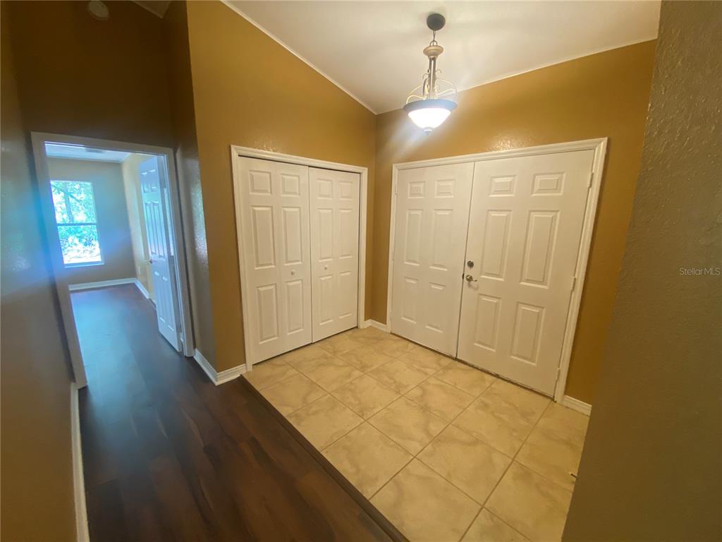 910 Walk In Water Road Lake Wales, FL 33898 - Photo 7 of 29 FOYER