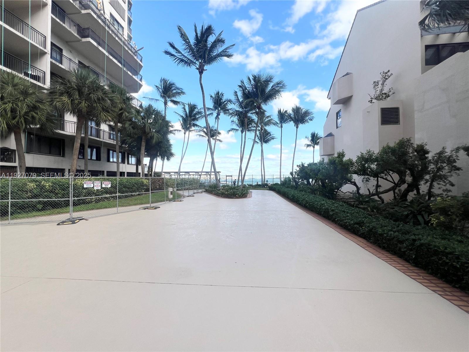 540 Brickell Key Drive, Unit 214 Miami, FL 33131 - Photo 37 of 48 a view of outdoor space and yard
