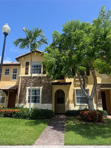 $2,550 | 9353 Southwest 227th Street, Unit 321, Cutler Bay, FL 33190