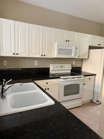 $2,550 | 9353 Southwest 227th Street, Unit 321, Cutler Bay, FL 33190