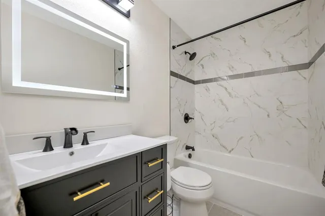 $330,000 | 7012 Bentley Avenue, Fort Worth, TX 76137