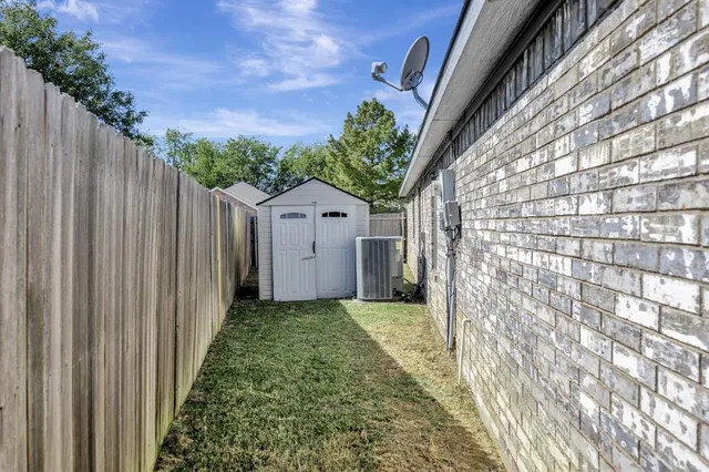 $330,000 | 7012 Bentley Avenue, Fort Worth, TX 76137