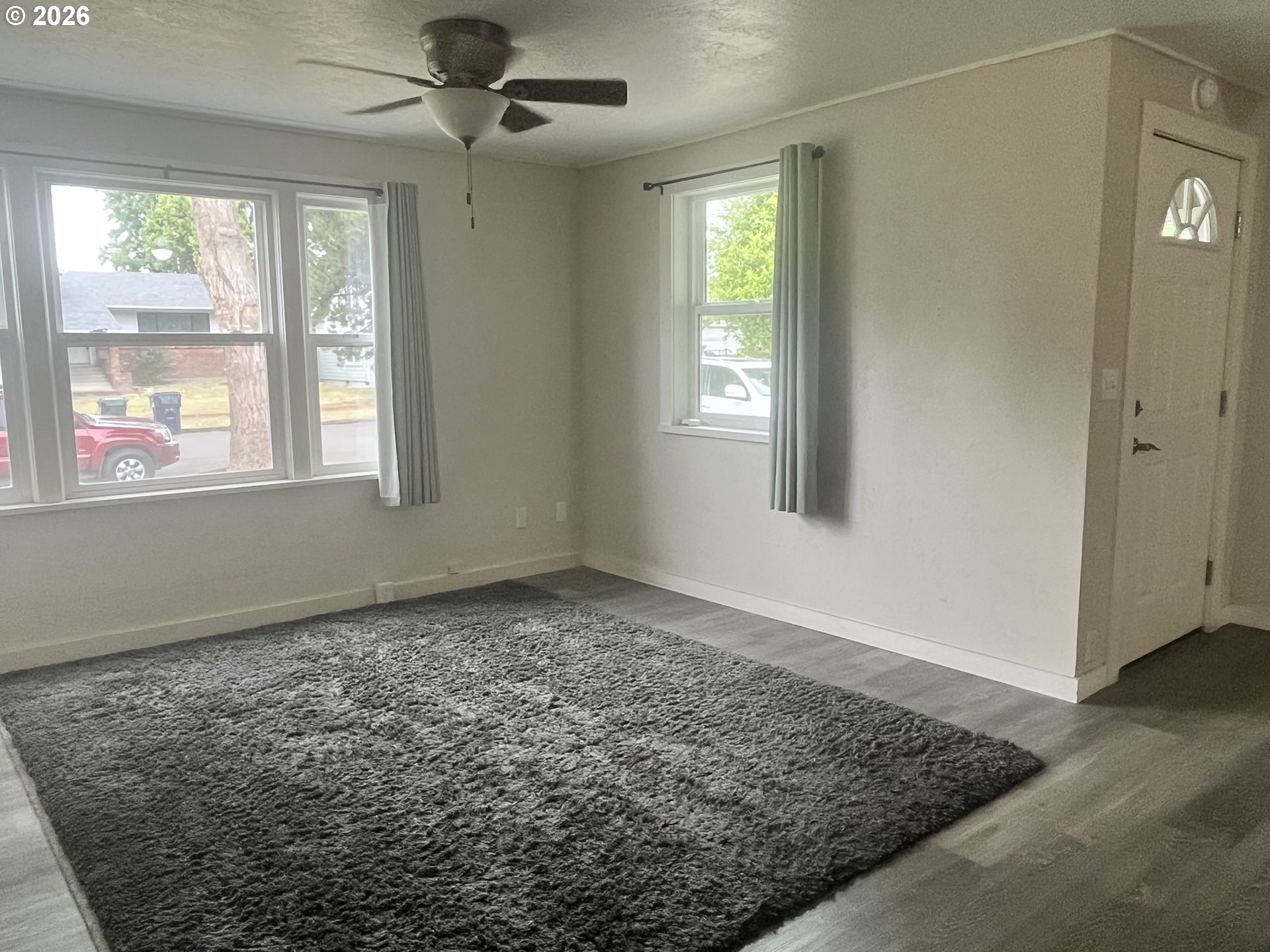 1453 C Street Springfield, OR 97477 - Photo 2 of 18 Gallery Image 2