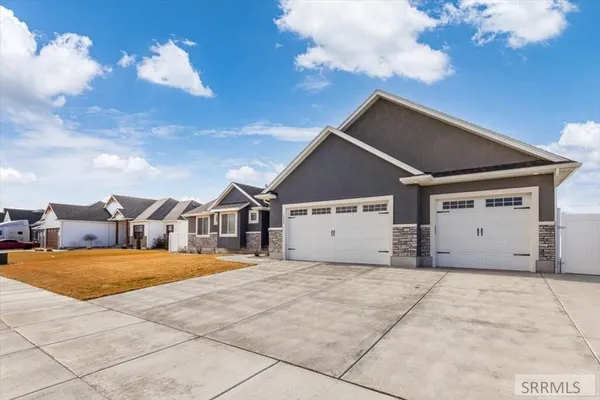 $630,000 | 1952 47th Street, Idaho Falls, ID 83401
