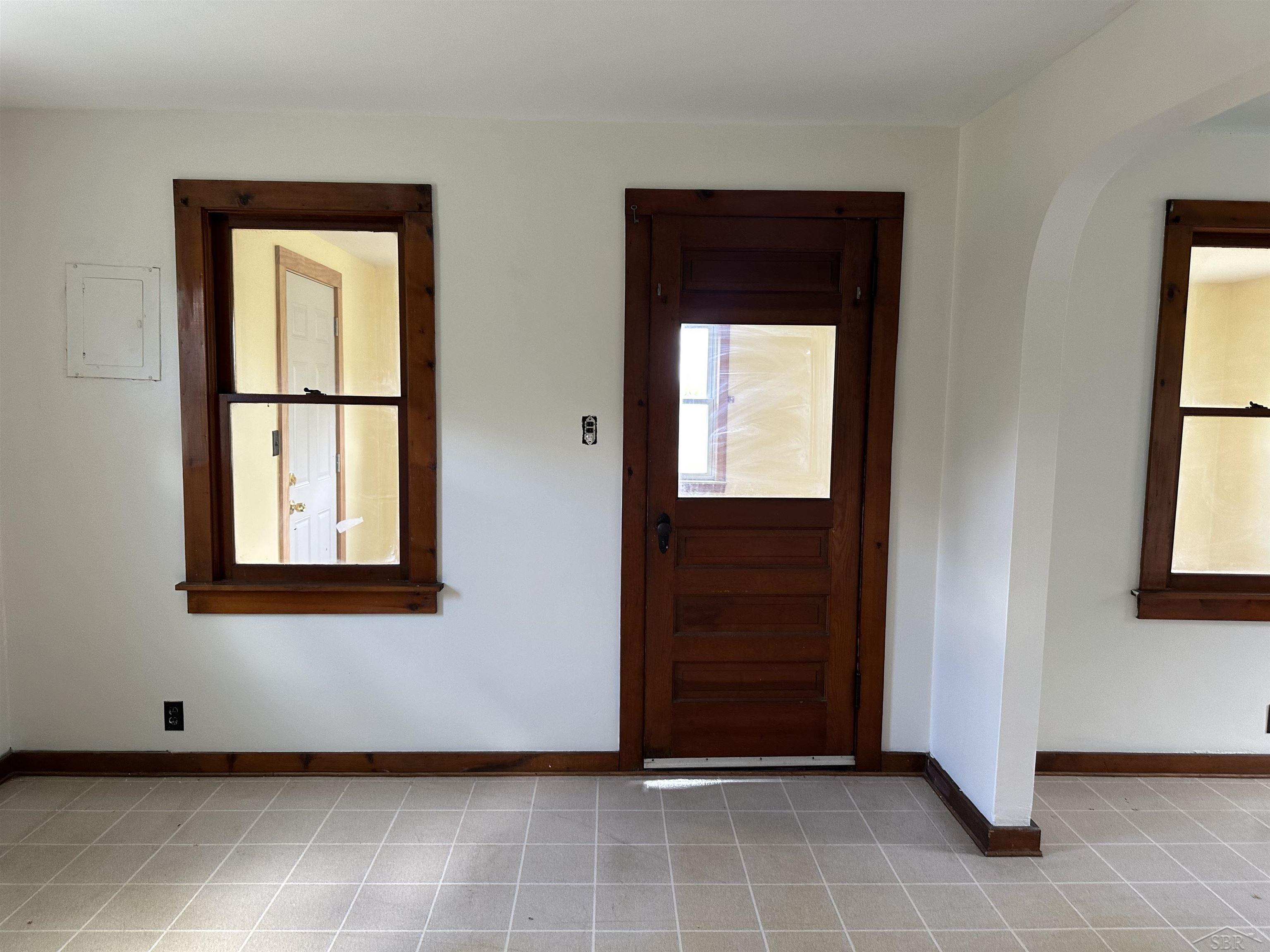 5665 E Road Saginaw, MI 48601 - Photo 12 of 83 50188136-a767e5a4-ef79-46ac-90c6-66ea84ad65d6.JPG