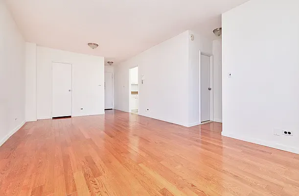 $4,400 | Undisclosed Address | Upper East Side