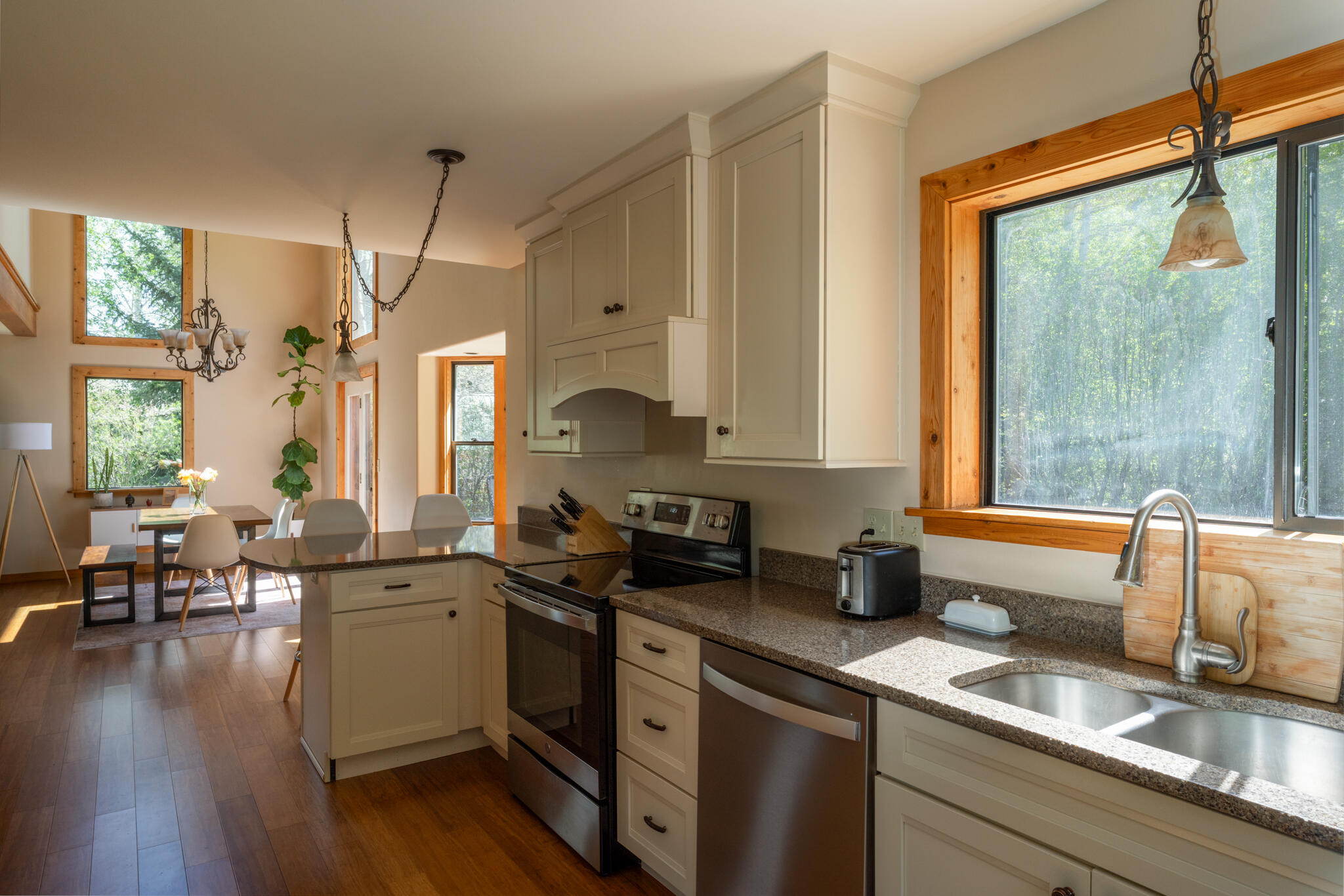 242 Timberline Road Hailey, ID 83333 - Photo 14 of 26 Kitchen