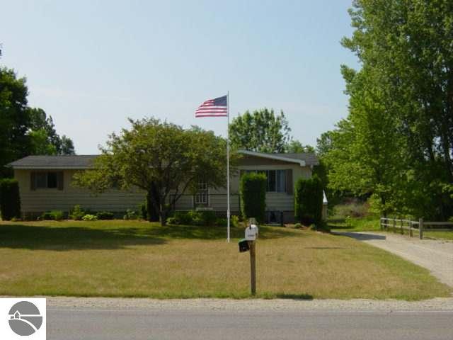5909 Boone Road Traverse City, MI 49685 - Photo 1 of 9 1650473.JPG