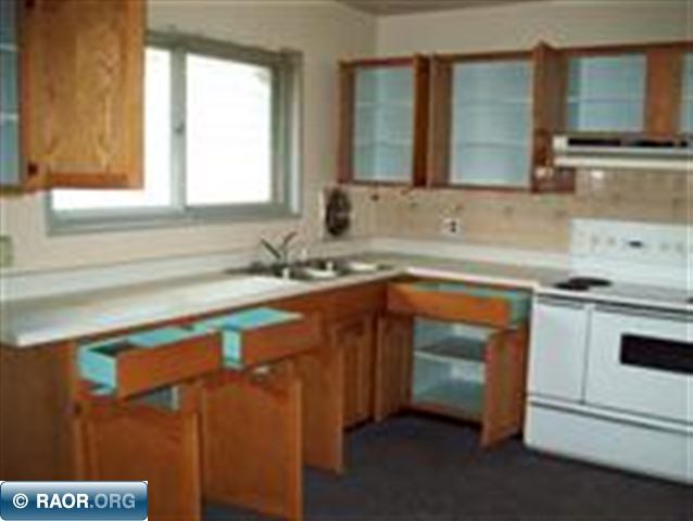 317 Leeds Road Hoyt Lakes, MN 55750 - Photo 2 of 8 Gallery Image 2