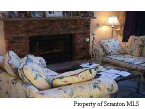 254 Ridgewood Circle Lake Ariel, PA 18436 - Photo 2 of 3 Gallery Image 2