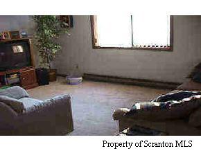 254 Ridgewood Circle Lake Ariel, PA 18436 - Photo 3 of 3 Gallery Image 3