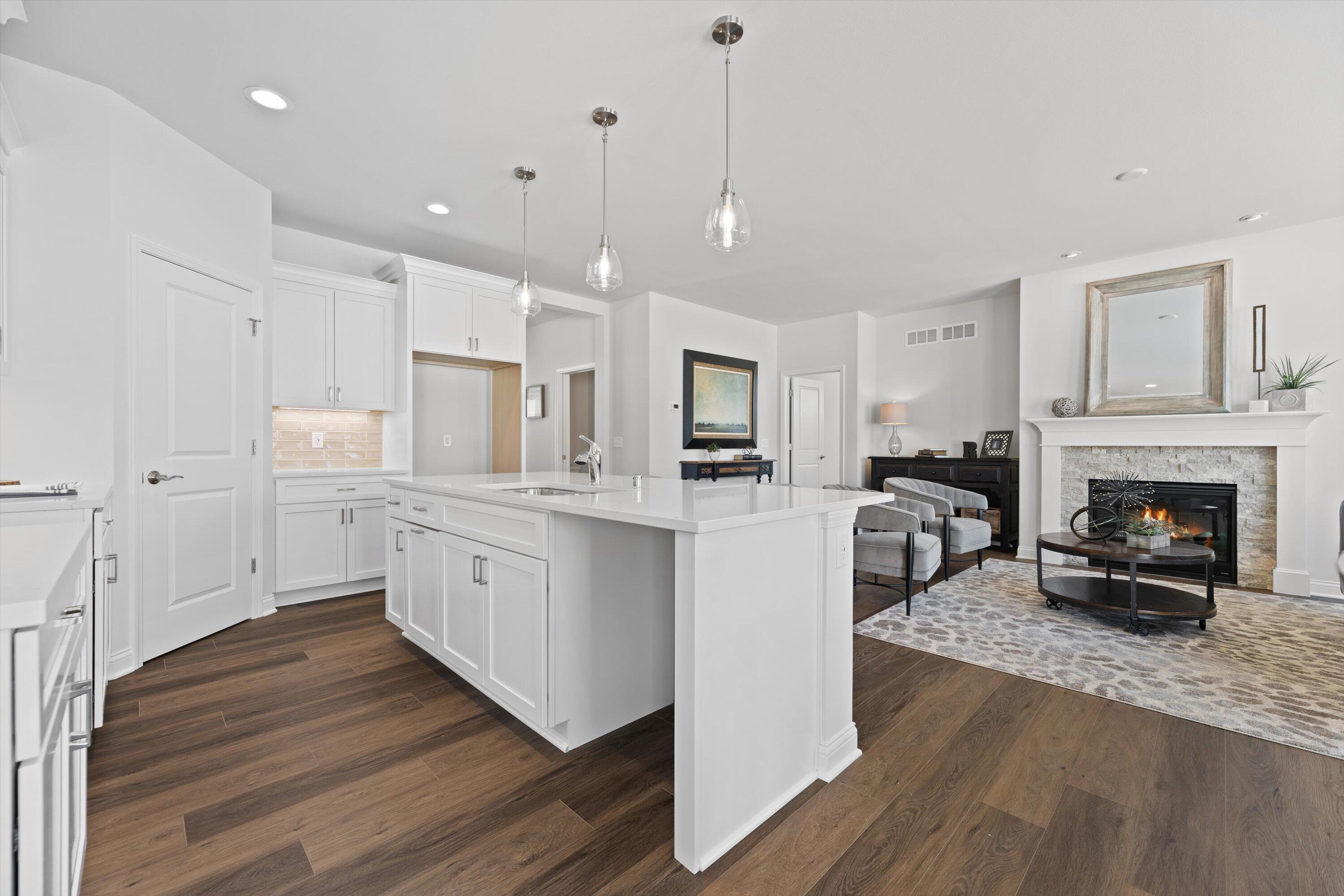 327 Sandy Circle Pewaukee, WI 53072 - Photo 12 of 36 Kitchen Island