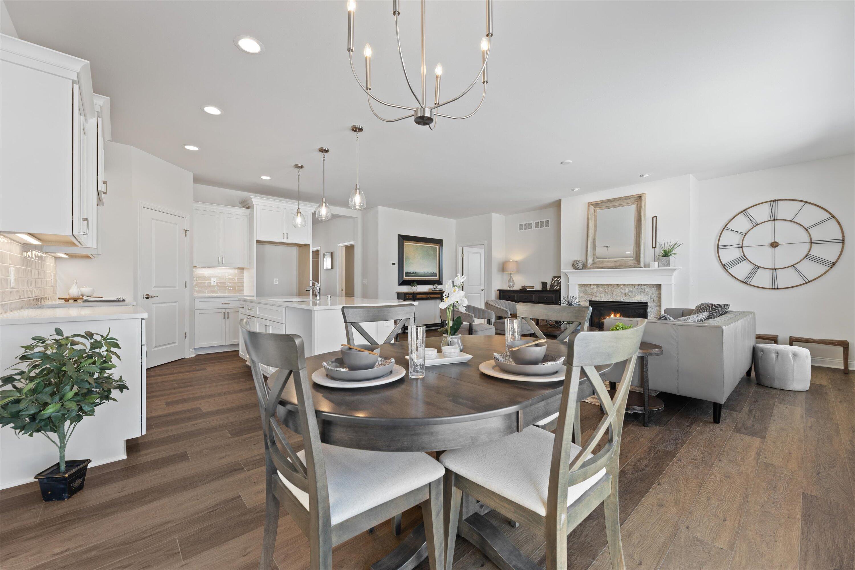 327 Sandy Circle Pewaukee, WI 53072 - Photo 18 of 36 Dining Area view to Great room