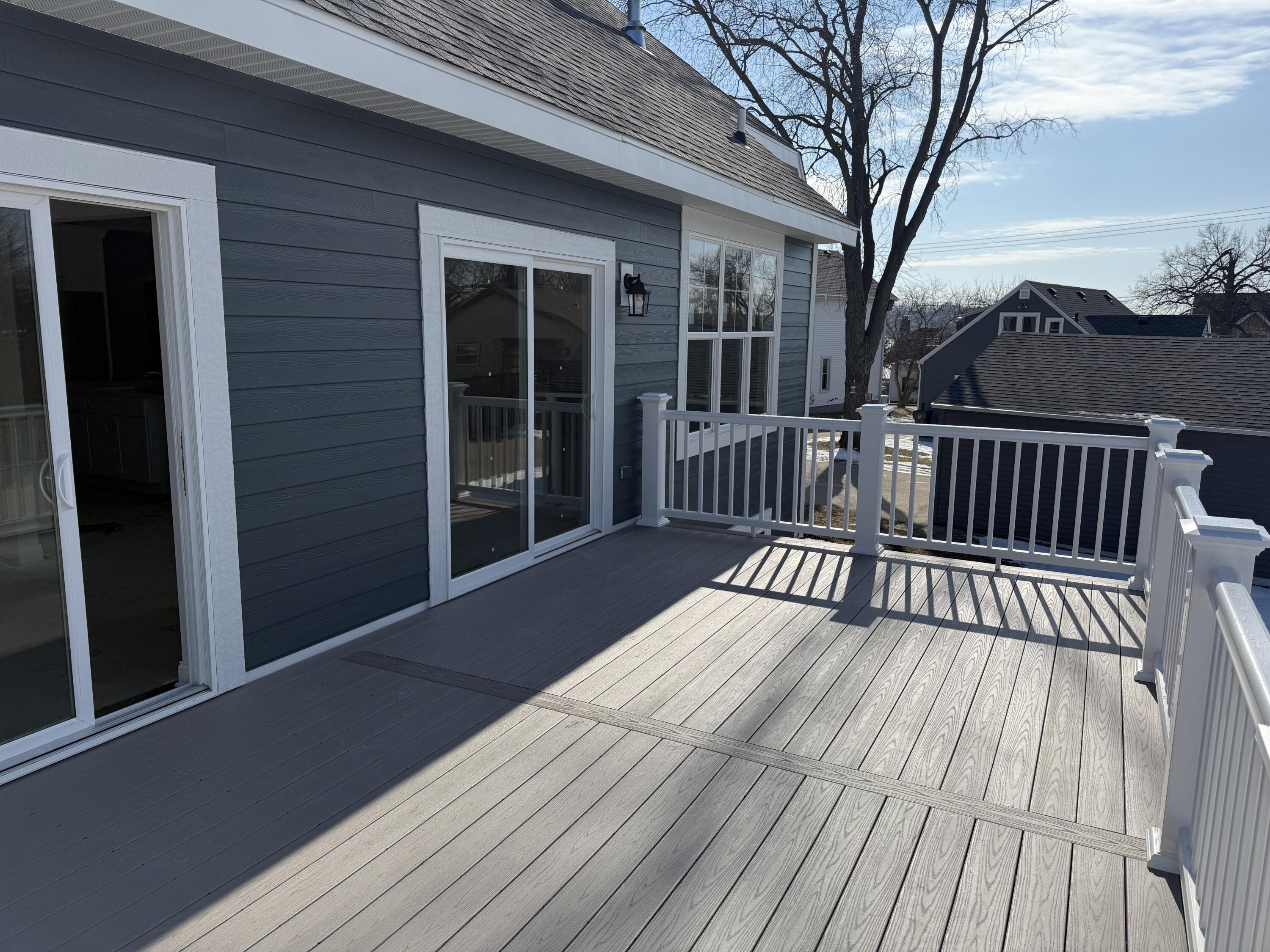 327 Sandy Circle Pewaukee, WI 53072 - Photo 18 of 22 Double-sized Deck!