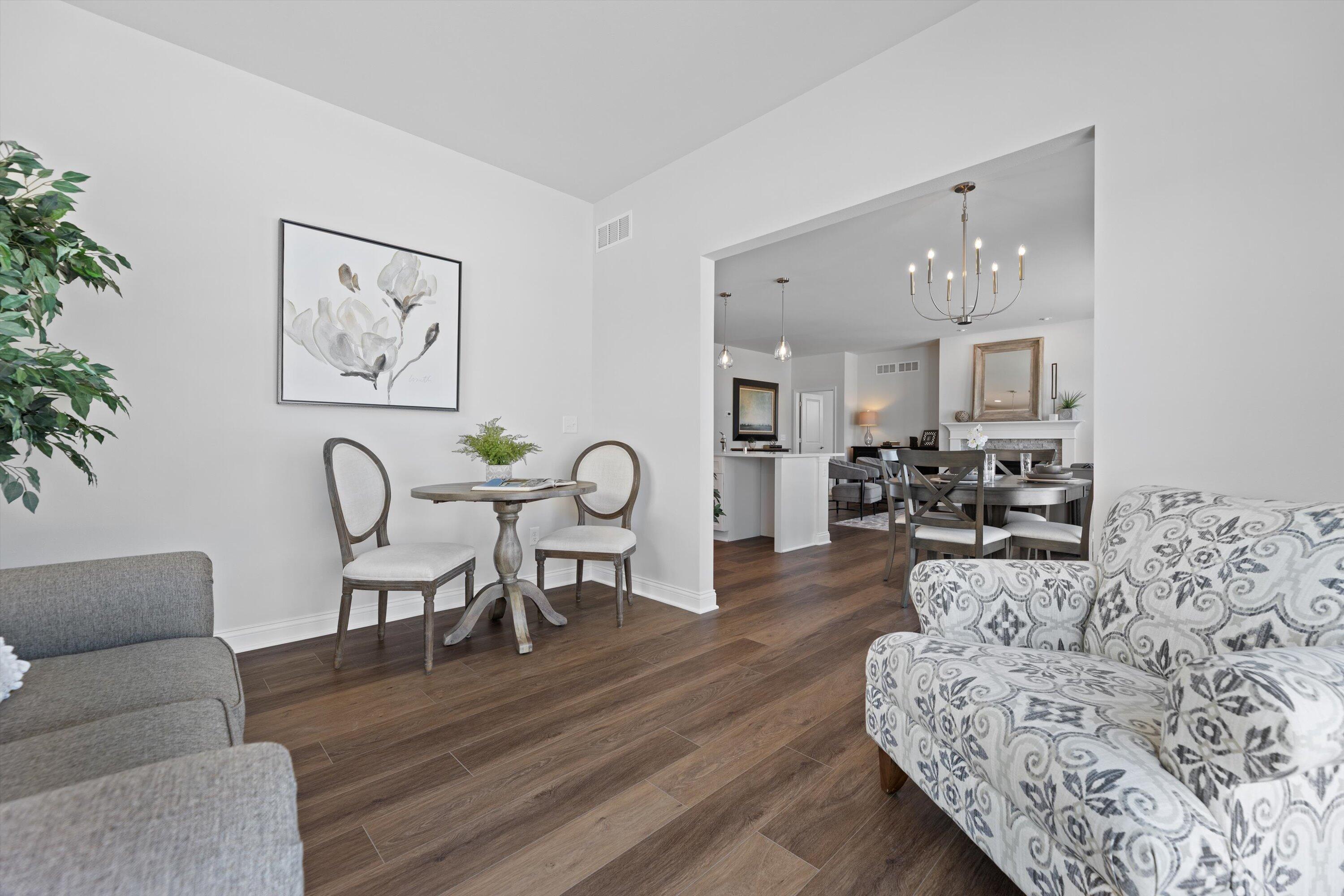 327 Sandy Circle Pewaukee, WI 53072 - Photo 20 of 36 Sunroom