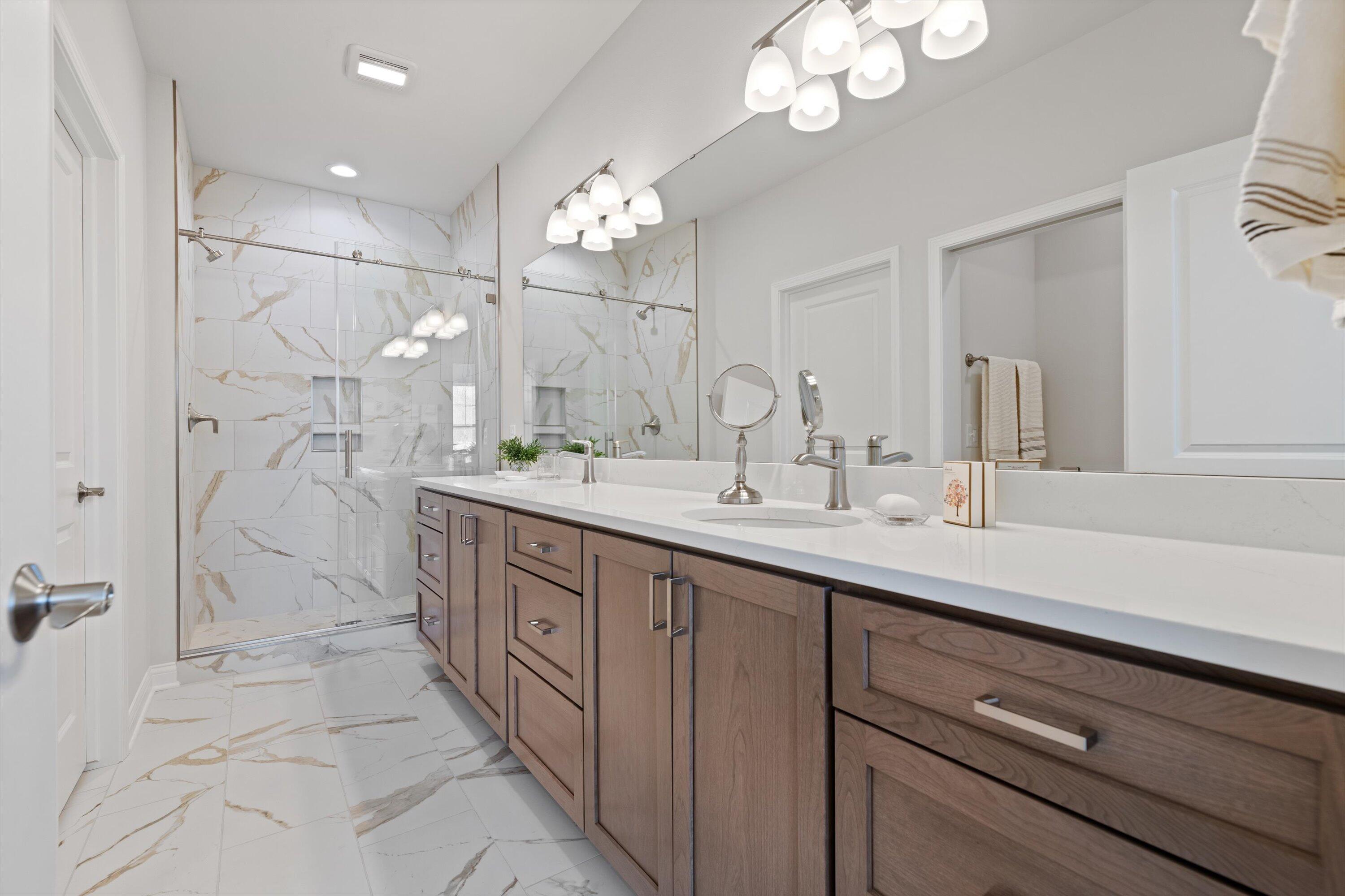 327 Sandy Circle Pewaukee, WI 53072 - Photo 26 of 36 Owner's Bathroom w/Double Vanity