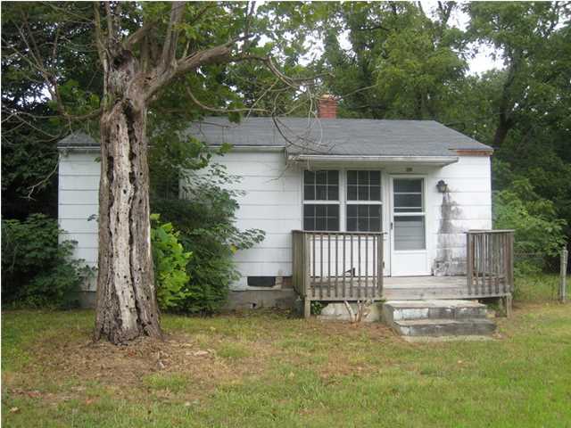 46 Longstreet Road Rossville, GA 30741 - Photo 1 of 12 Primary Photo
